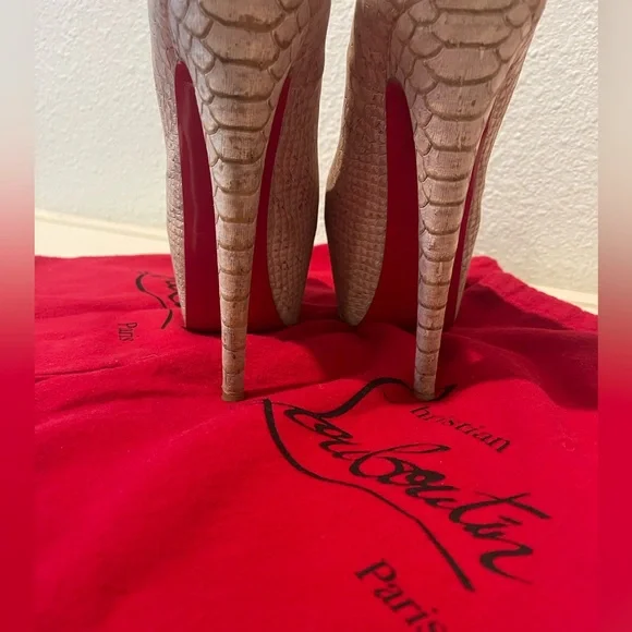 CHRISTAIN LOUBOUTIN Daffodil Python Platform Pumps - Picture 1 of 4